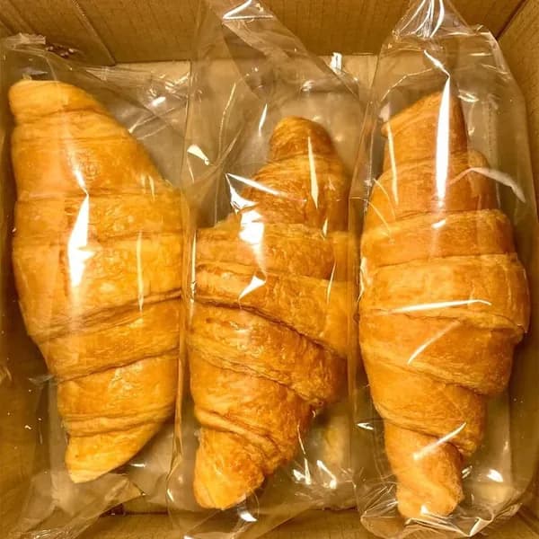 Сливочный круассан, французская выпечка, завтрак для студентов, десерт к чаю, снек для перекуса
