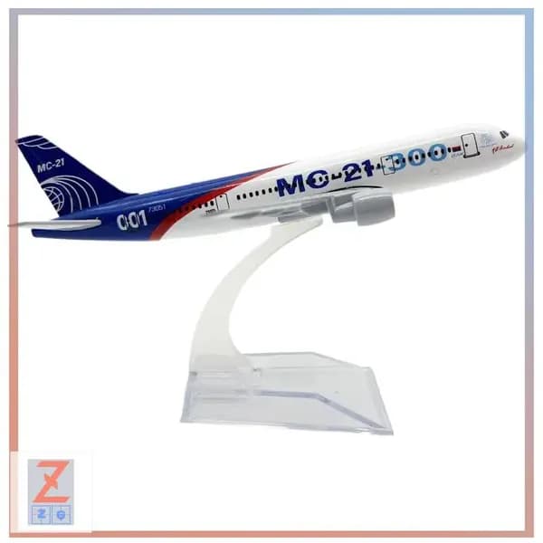Модель российского MC-21 самолета