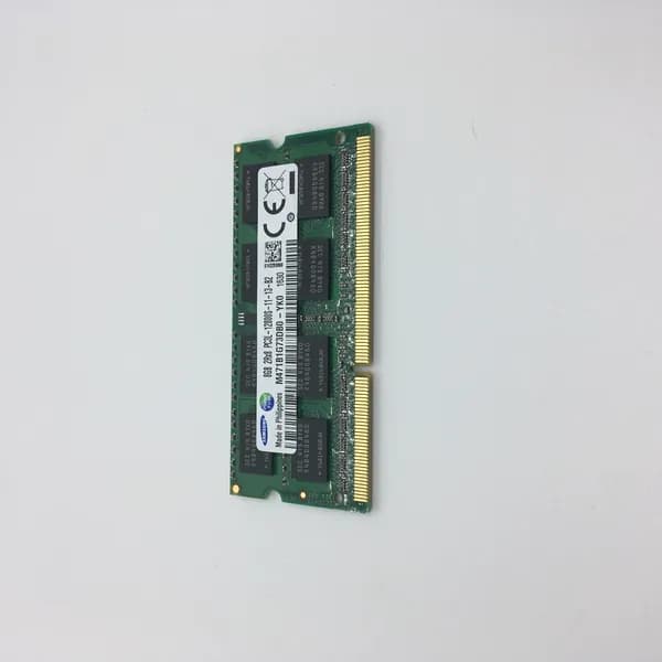 Оперативная память Samsung DDR3L 8 ГБ 1600 MHz SO-DIMM PC3L-12800s DDR3L, 1600 МГц, 1 x 8 ГБ (M471B1G73DB0)