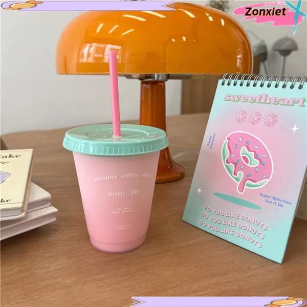 Пластиковая чашка для воды Небольшая летняя кофейня