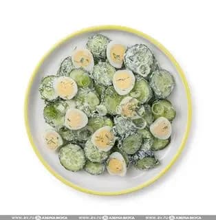 Салат с огурцом и перепелиным яйцом, 100 г 3 шт