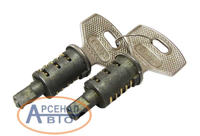 Личинка замка двери Камаз (к-т 2шт+ключ), 5320-6105030 5320-6105212