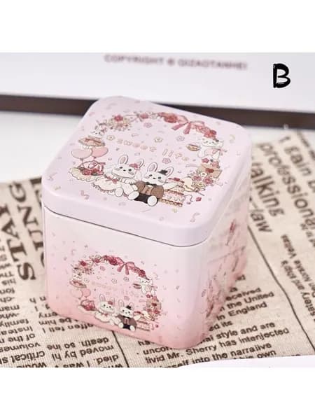 Кофр для хранения вещей белый