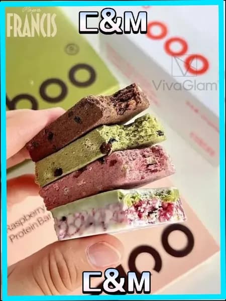 Бестселлер FIBOO, высокобелковый протеиновый батончик в однослойной коробке, предназначен для замены сытной еды при фитнестренировках и в качестве перекуса во время голодания