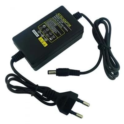 Универсальный блок питания 12V DC 2A 24W 5,5x2.1mm AC/DC адаптер. Сетевой адаптер для модемов, роутеров, коммутаторов, камер видеонаблюдения и др. оборудования, 24 Ватт
