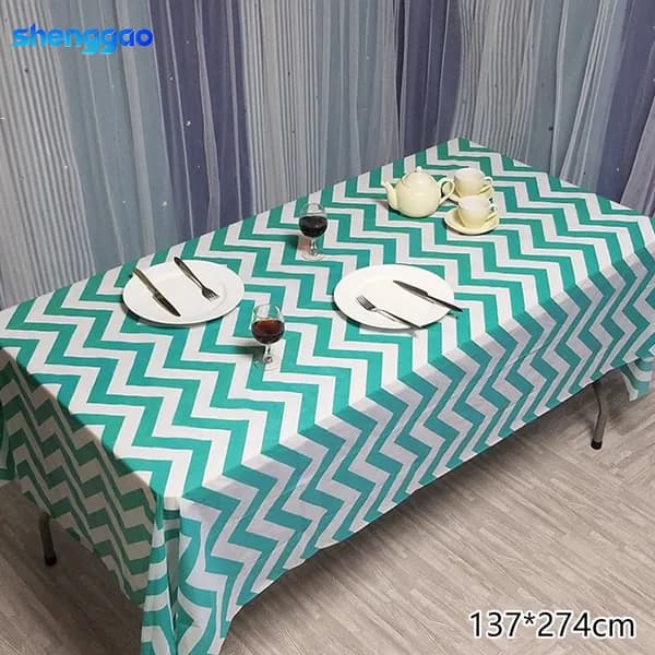 Скатерть одноразовая длина 274 см,