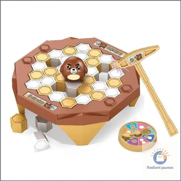 Популярная настольная игра Лас Играс KIDS, где спасается пингвин, предлагается к покупке для семейного досуга, качественная льдина