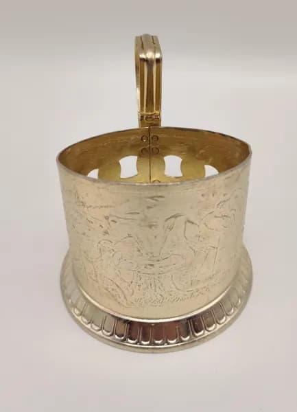Подстаканник "Лиса и журавль". Алюминий. СССР. 1955-1961 гг.