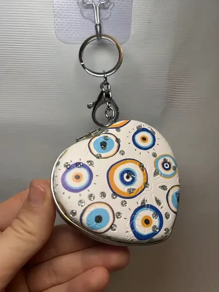 зеркальце с оберегом