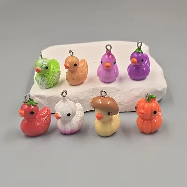Набор подвесок уточка с овощами из смолы 10 шт, милые фигурки для DIY украшений, фурнитура для серёг, браслетов и брелоков