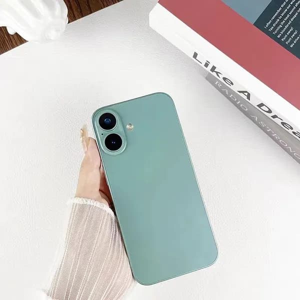 Реалистичная модель смартфона iPhone 16 Plus тёмно-бирюзовый цвет (черный экран)
