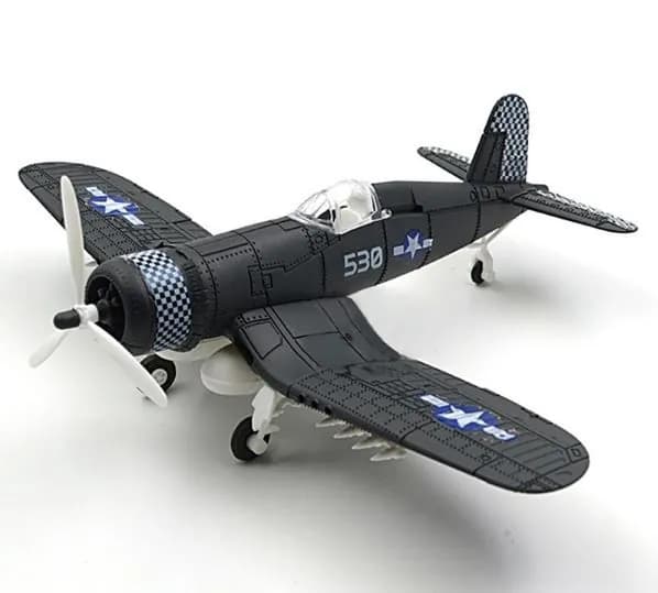 Сборная модель палубного истребителя Чанс-Воут F4U Корсар 1:48 ВВС США Черный