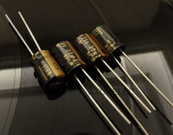 4 шт. 33uF 25V Nichicon MUSE KZ Аудио электролитический конденсатор
