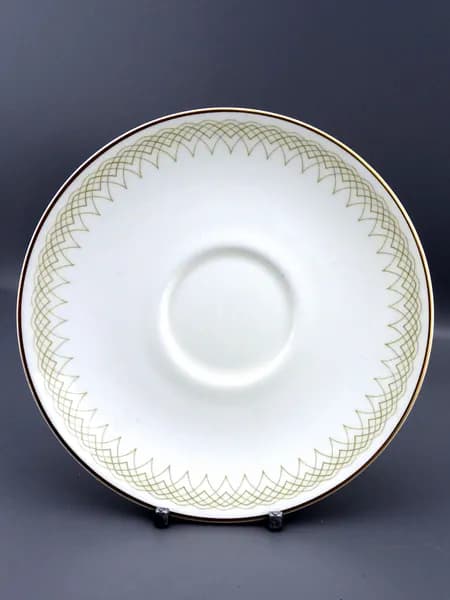 Блюдце 15,5 см фарфор Royal Doulto 1960-е гг