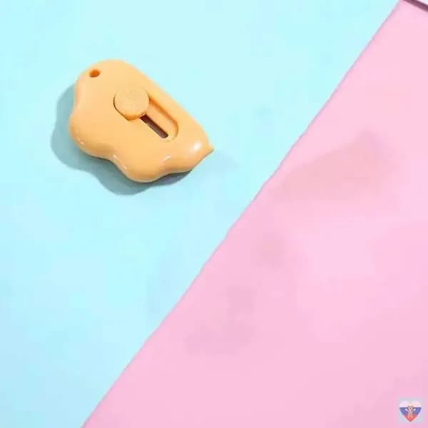1 шт. Mini Pocket Cloud Art многофункциональный нож для резки бумаги, упаковки, сменным лезвием, канцелярский инструмент.