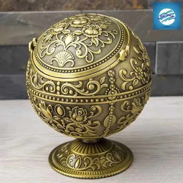 Винтажная пепельница