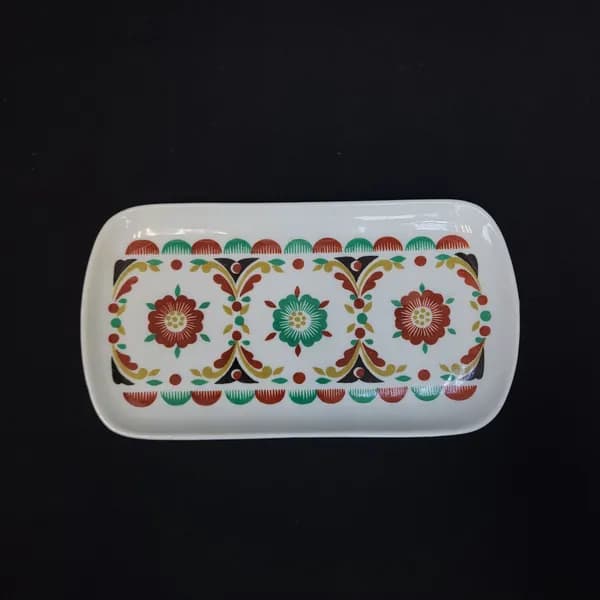 Поднос винтажный, СССР. Фарфор, прямоугольный, с цветочным орнаментом, длина 16 см