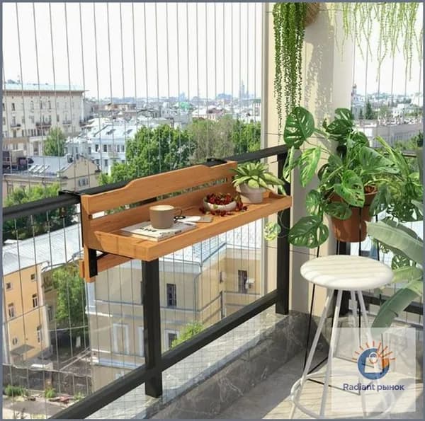 Садовый стол,Массив дерева 24х60х30 см