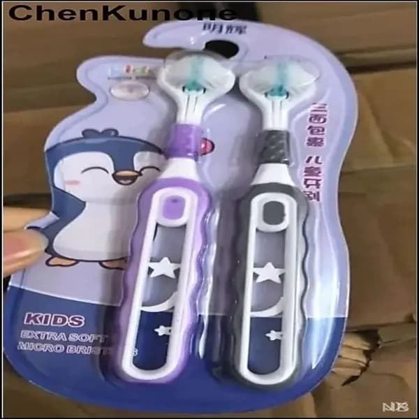 Зубная щетка