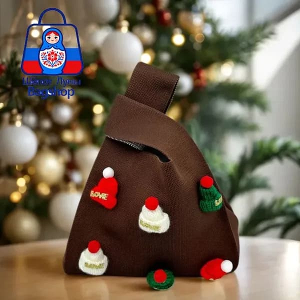 Подарочные пакеты на Новый год и Рождество, по 1 штуке в каждом, могут содержать конфеты, яблоки и игрушки.