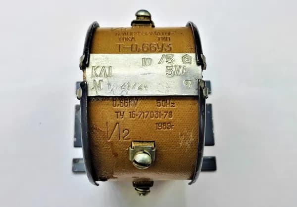 Трансформатор тока Т-0,66У-3 10