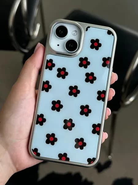 Чехол на iphone 15 с принтом