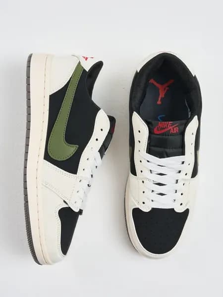 Кроссовки Dunk SB Travis Scott