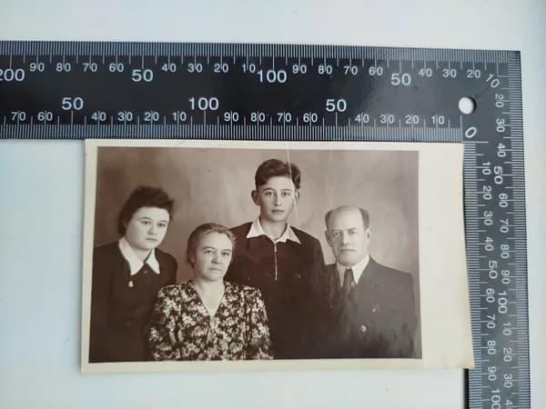 Старинная Фотография - Прошлое в Кадре: Эпоха СССР / Россия.