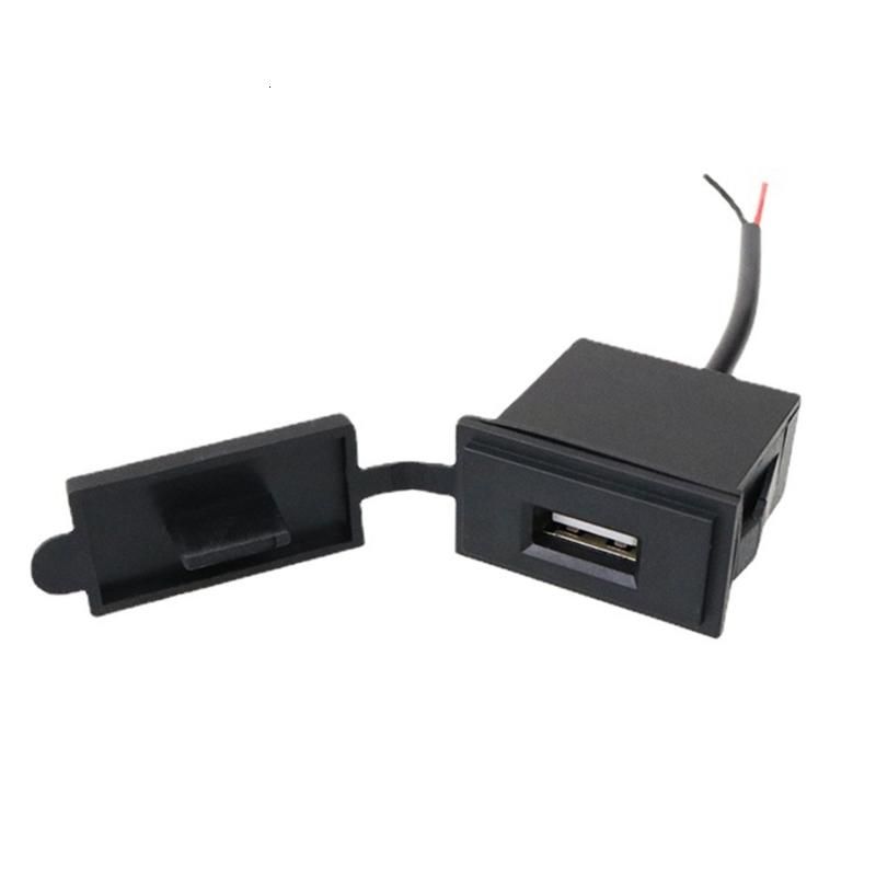 Автомобильное зарядное устройство 12/24 В, USB