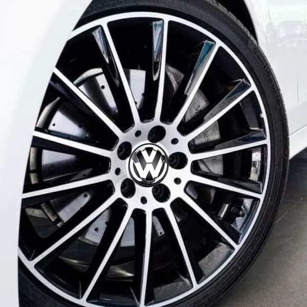 Колпачки для дисков Volkswagen с центральным отверстием 65 мм из АБС-пластика