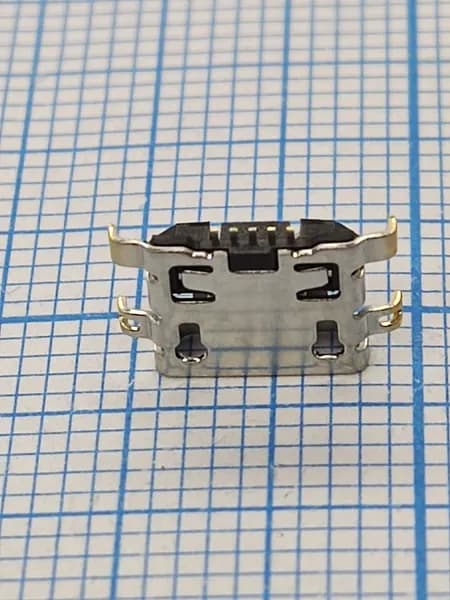 Разъем MicroUSB для Tecno Spark 5 Air, 6 Go, Pouvoir 4,Camon 12,12 Air, 15, 15 Air