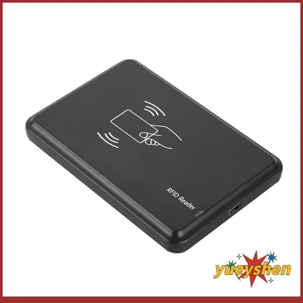 Считыватель RFID-карт
