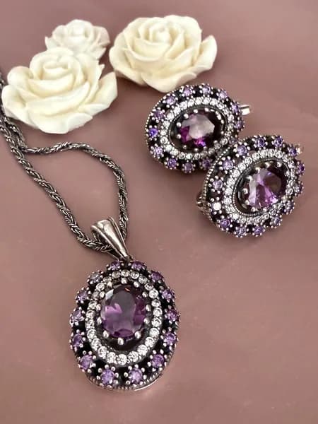 Серьги и кулон с фиолетовыми камнями, серебро 925