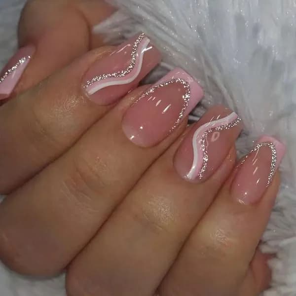Накладные ногти ( 24 типсы + клей )