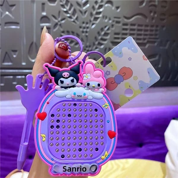 Магнитная доска-брелок с бусинами, Sanrio фиолетовый