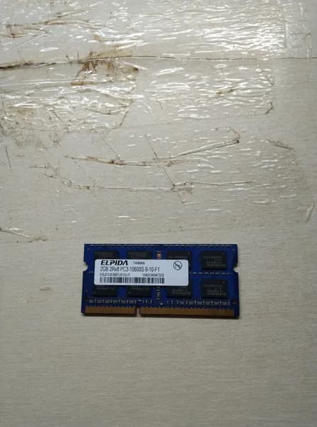 Оперативная память Оперативная память 2GB 2Rx8 PC3-106008-9-10-F1 DDR3, 1 x 2 ГБ (2GB 2Rx8 PC3-106008-9-10-F1)