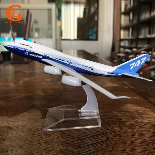 Металлическая модель самолета Boeing 747, масштаб 1/400 для статической витрины и коллекции, модель Virgin Atlantic на подставке для декора и подарка