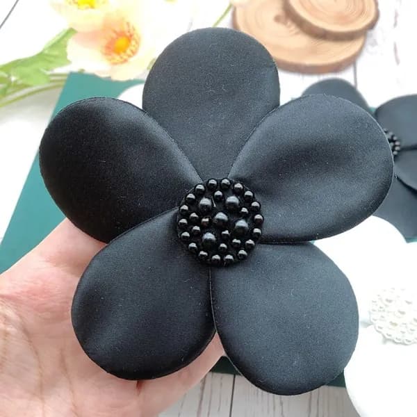 Аппликация из бисера 3D
