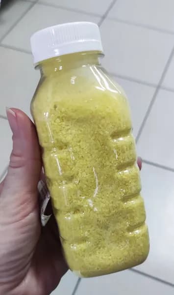 Песок цветной для рисования и творчества. В бутылке. Желтый. 500гр.