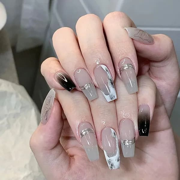 Накладные ногти с дизайном набор ( 24 типсы + клей )
