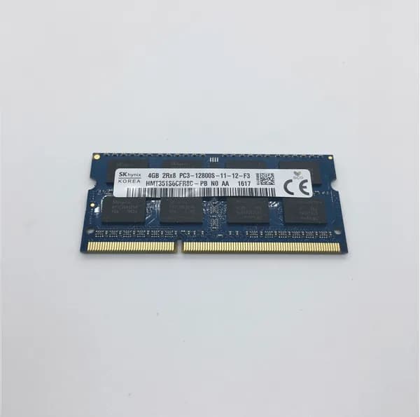 Hynix Оперативная память DDR3 4GB 1600Mhz  HMT351S6CFR8CC-PB So-Dimm PC3-12800 DDR3, 1600 МГц, 1 x 4 ГБ (HMT351S6CFR8CC)