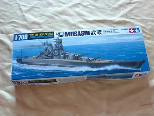 TAMIYA 31114 1/700 Комплект моделей боевого корабля IJN Musashi