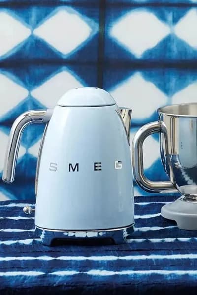Smeg KLF03PBEU Чайник Пастельно-голубой
