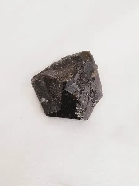Друза натуральный камень гранат меланит (андрадит) вес 30 гр