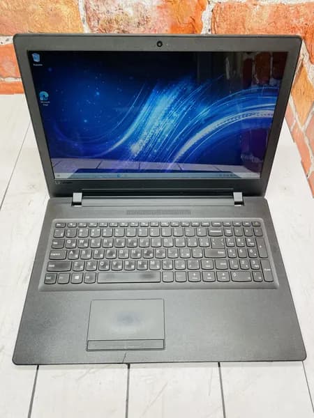 Lenovo 110-15ACL, AMD A8 7410, AMD Radeon R5 Ноутбук 15.6", RAM 4 ГБ, SSD 120 ГБ, Windows Pro, Русская раскладка