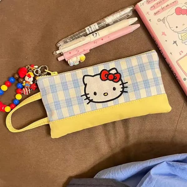 Пенал в клетку с Hello Kitty (милый для студентов, стильный органайзер