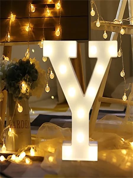Большая светящаяся алфавитная декоративная вывеска "Любовь" LED A-Z, Y