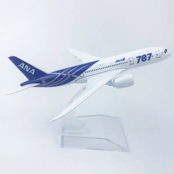 Металлическая модель самолета Boeing 787 ANA
