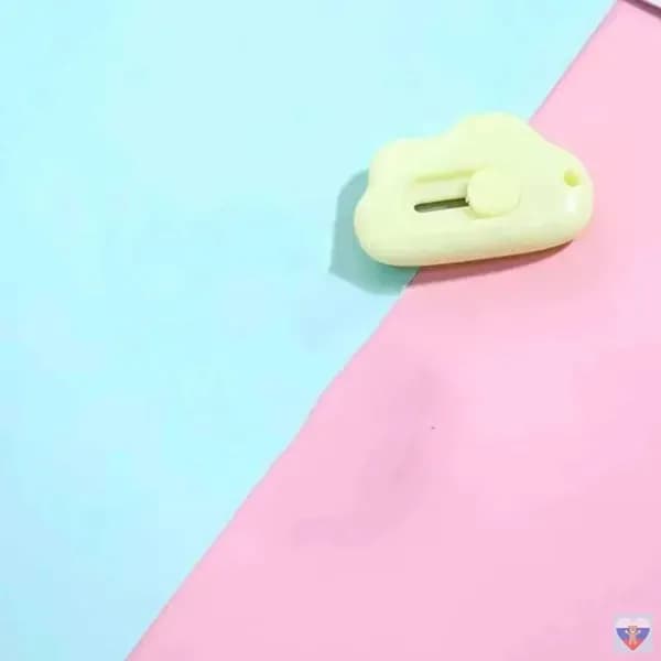 1 шт. Mini Pocket Cloud Art многофункциональный нож для резки бумаги, упаковки, сменным лезвием, канцелярский инструмент.