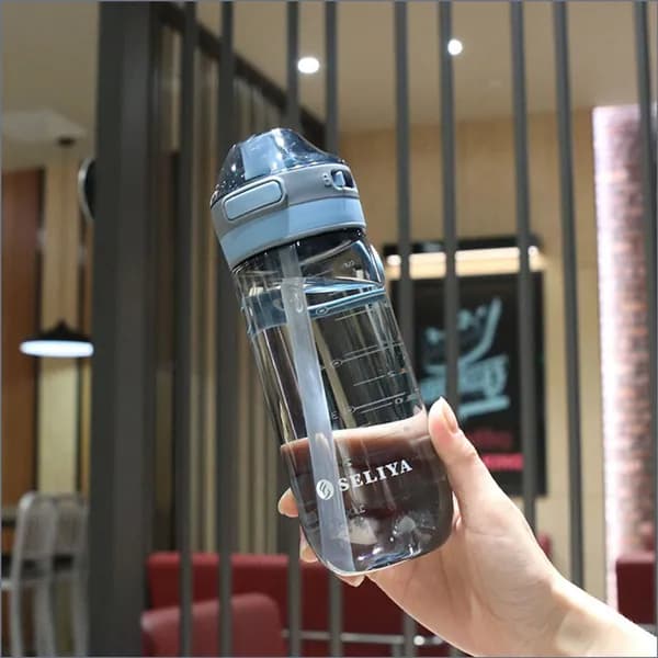 Leesechin Бутылка для воды в форме утконоса с выдвижной крышкой и трубочкой (650 мл)